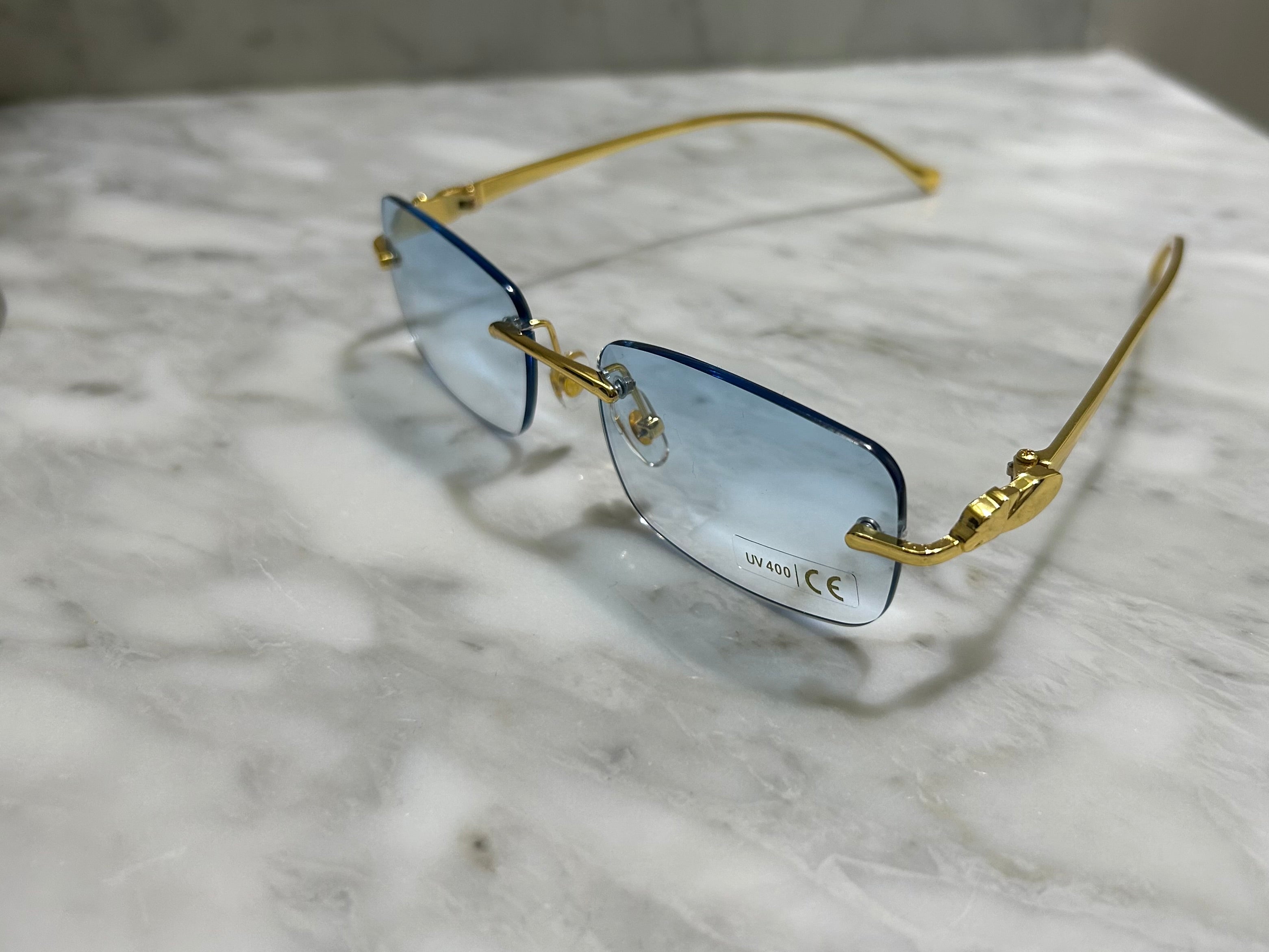 Gold frames
