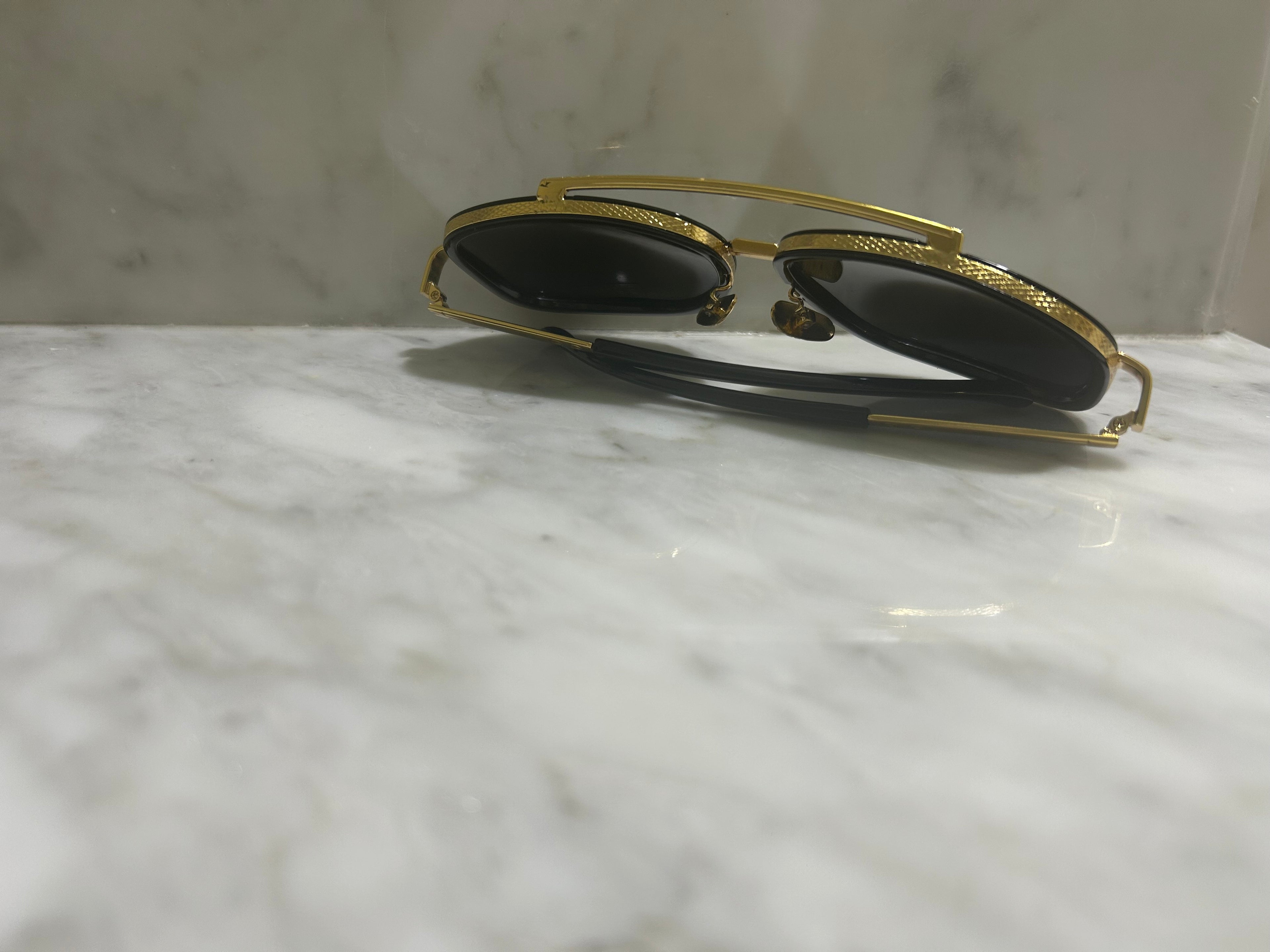 Metal Mirror Tint Square Sunglasses